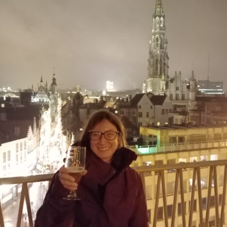 Luna. La resilienza a spasso per Praga.